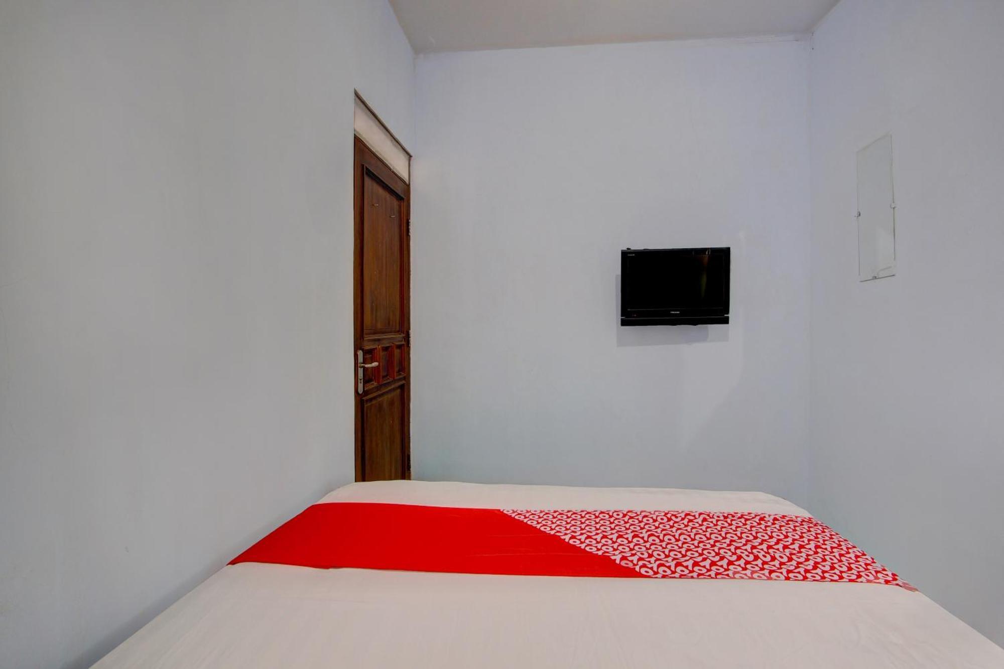 Super Oyo 93012 Griya Kencana Asri Syariah Lawean Ngoại thất bức ảnh